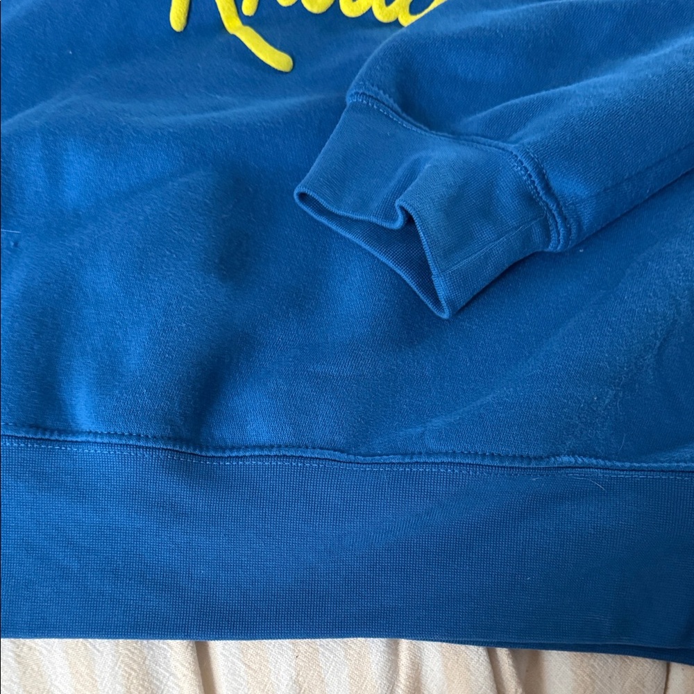 Pacific & Co Blue Sweatshirt - Picture 3 of 3